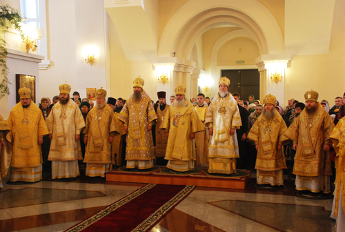 Праздничное богослужение в Покровском соборе