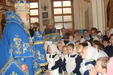 Владыка Вениамин посетил праздник в храме при Православной гимназии
