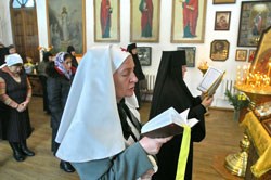 Фото. Миссионерская литургия в Марфо-Мариинской обители