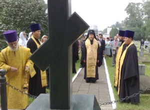 Фото. Пхеньян. Торжества по случаю пятилетия освящения Троицкого храма