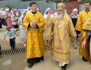 Фото. Ливадия. Архиерейская поездка владыки Вениамина в Южное благочиние