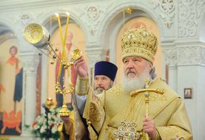 Фото. Патриаршая Божественная литургия в Александро-Невском Войсковом соборе г. Краснодара