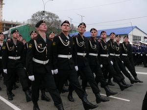 Фото. Владивосток. Празднование Дня Победы в Великой Отечественной войне 1941-1945 гг. Парад войск