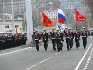 Фото. Владивосток. Празднование Дня Победы в Великой Отечественной войне 1941-1945 гг. Парад войск