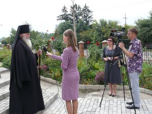 Фото. Арсеньевская епархия. Открытие Епархиального управления, подход прессы