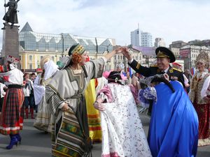 Фото. Владивосток. Праздник «Приморье хлебосольное» и сбор пожертвований на Преображенский кафедральный собор