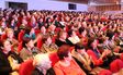 Фото. Владивосток. По благословению митрополита Владивостокского и Приморского Вениамина, 30 ноября 2012 года в столице Приморья прошел VII Форум матерей края «Мы славим женщину, чье имя Мама». Форум собрал более тысячи участников: представителей духовенства, общественных организаций, православные многодетные семьи