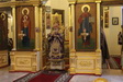 Фото. Владивосток. 27 сентября 2012 года, в праздник Воздвижения Честнаго и Животворящаго Креста Господня, митрополит Владивостокский и Приморский Вениамин совершил праздничную Божественную литургию в Свято-Никольском кафедральном соборе. После чтения Евангелия Его Высокопреосвященство произнес проповедь