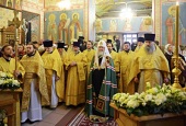 Предстоятель Русской Церкви освятил храм святых бессребреников Космы и Дамиана в Космодемьянском г. Москвы