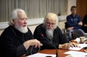 На восьмом пастырском семинаре Синодального отдела по благотворительности и ПСТБИ обсудили вопросы совершения исповеди тяжелобольных и людей с инвалидностью