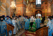 В праздник Иверской иконы Божией Матери Предстоятель Русской Церкви совершил Литургию в Новодевичьем монастыре г. Москвы и возглавил хиротонию архимандрита Петра (Дмитриева) во епископа Луховицкого