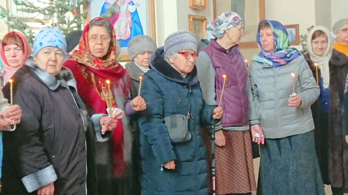 Всероссийская акция «СВЕЧА ПАМЯТИ – СВЕЧА НАДЕЖДЫ» прошла в Арсеньевской епархии (+ Фото)