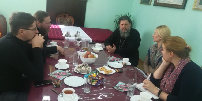 Встреча общественных организаций по защите материнства