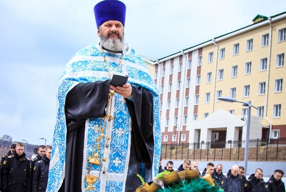 Совершена лития в день памяти подводников