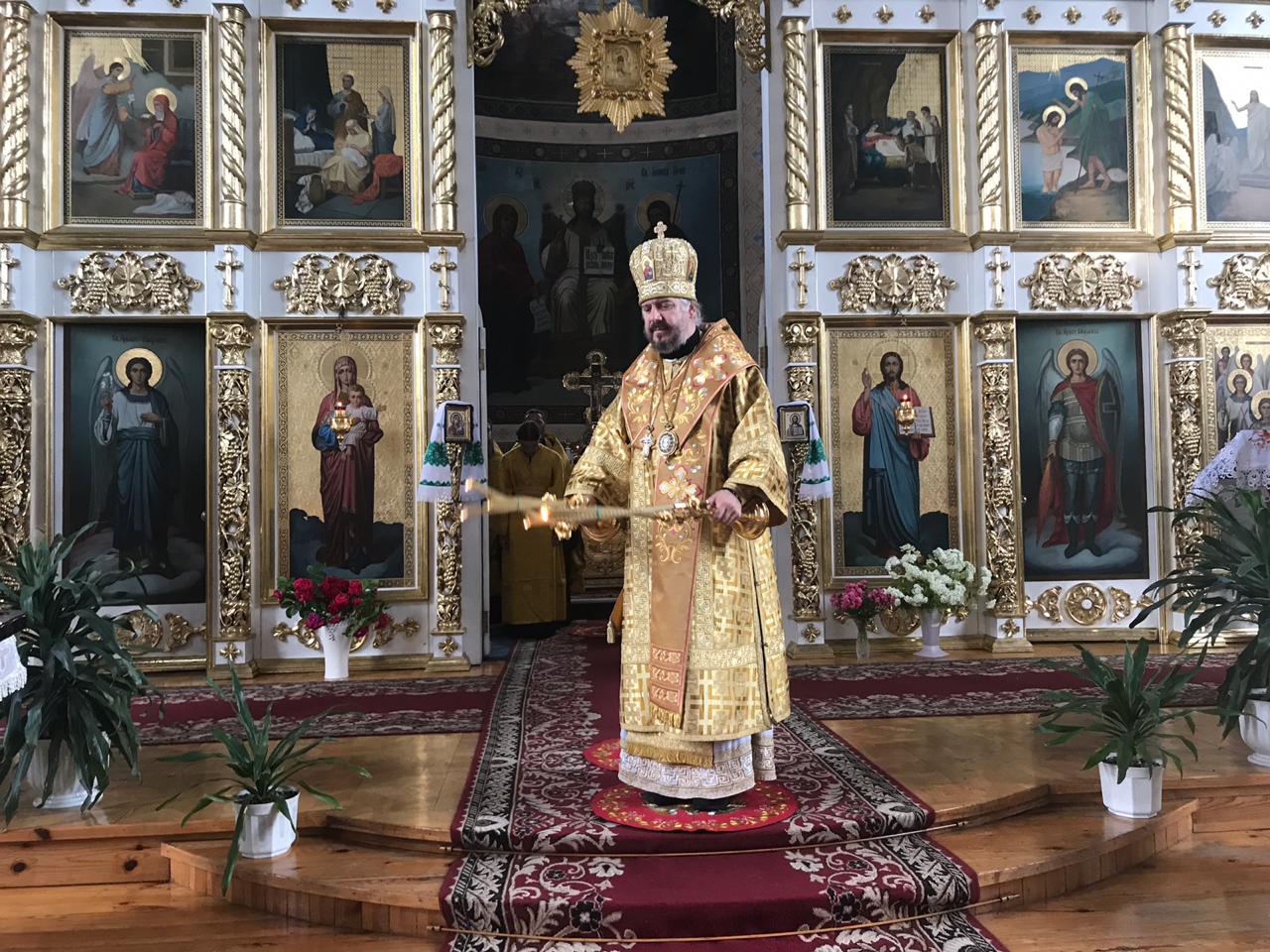22.06.2019 г. В седмицу 1-ю по Пятидесятнице епископ Находкинский и Преображенский Николай возглавил всенощное бдение в Свято-Михайловском соборе г. Шепетовка Хмельницкой области Украины.