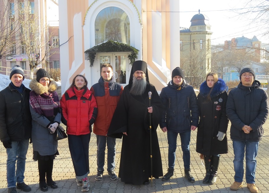 В день студенчества храм святой Татьяны посетили студенты Дальневосточного федерального университета