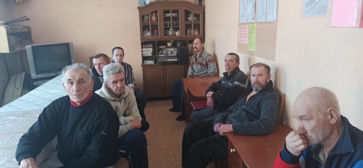 В приюте для бездомных прошла духовная беседа со священником