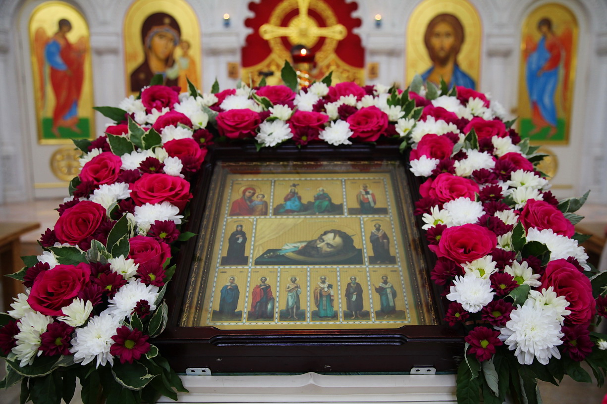 В день памяти Усекновения главы Пророка, Предтечи и Крестителя Спасова Иоанна епископ Находкинский и Преображенский Николай совершил Божественную литургию в Казанском Кафедральном соборе г. Находки.