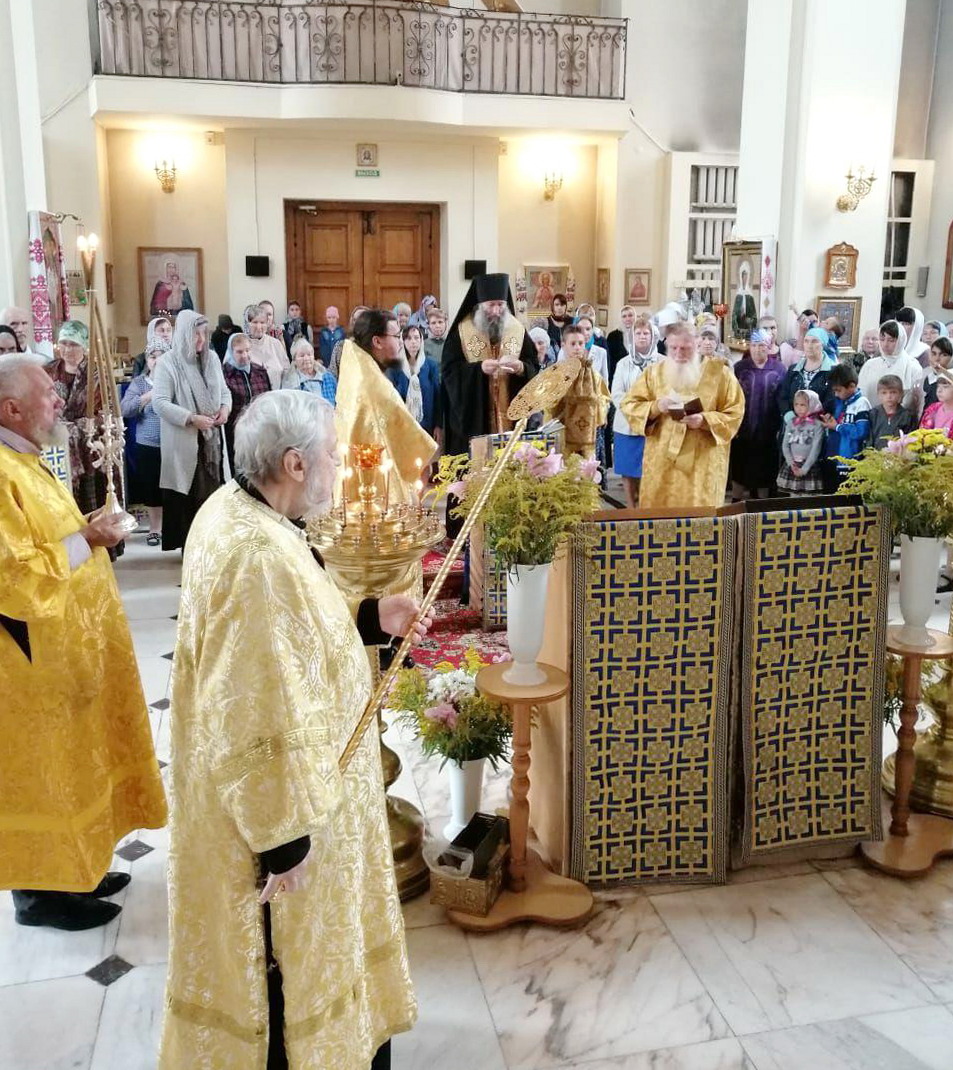 Молебен на начало учебного года прошел в Арсеньеве