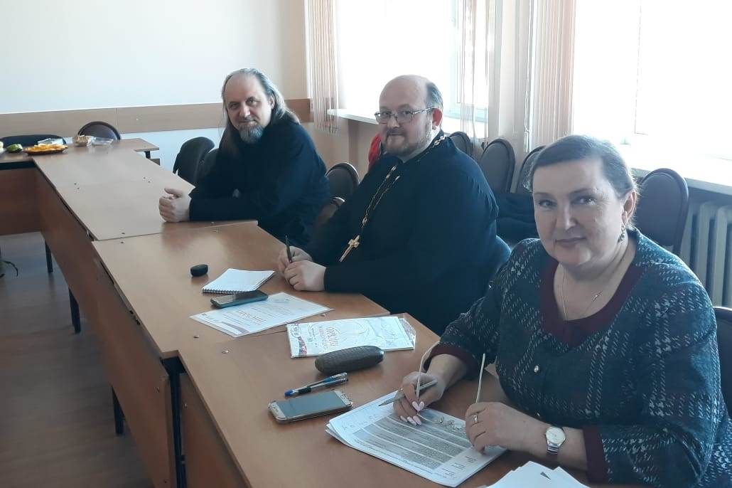 Руководитель епархиального отдела принял участие в заседании экспертной комиссии конкурса "За нравственный подвиг учителя".