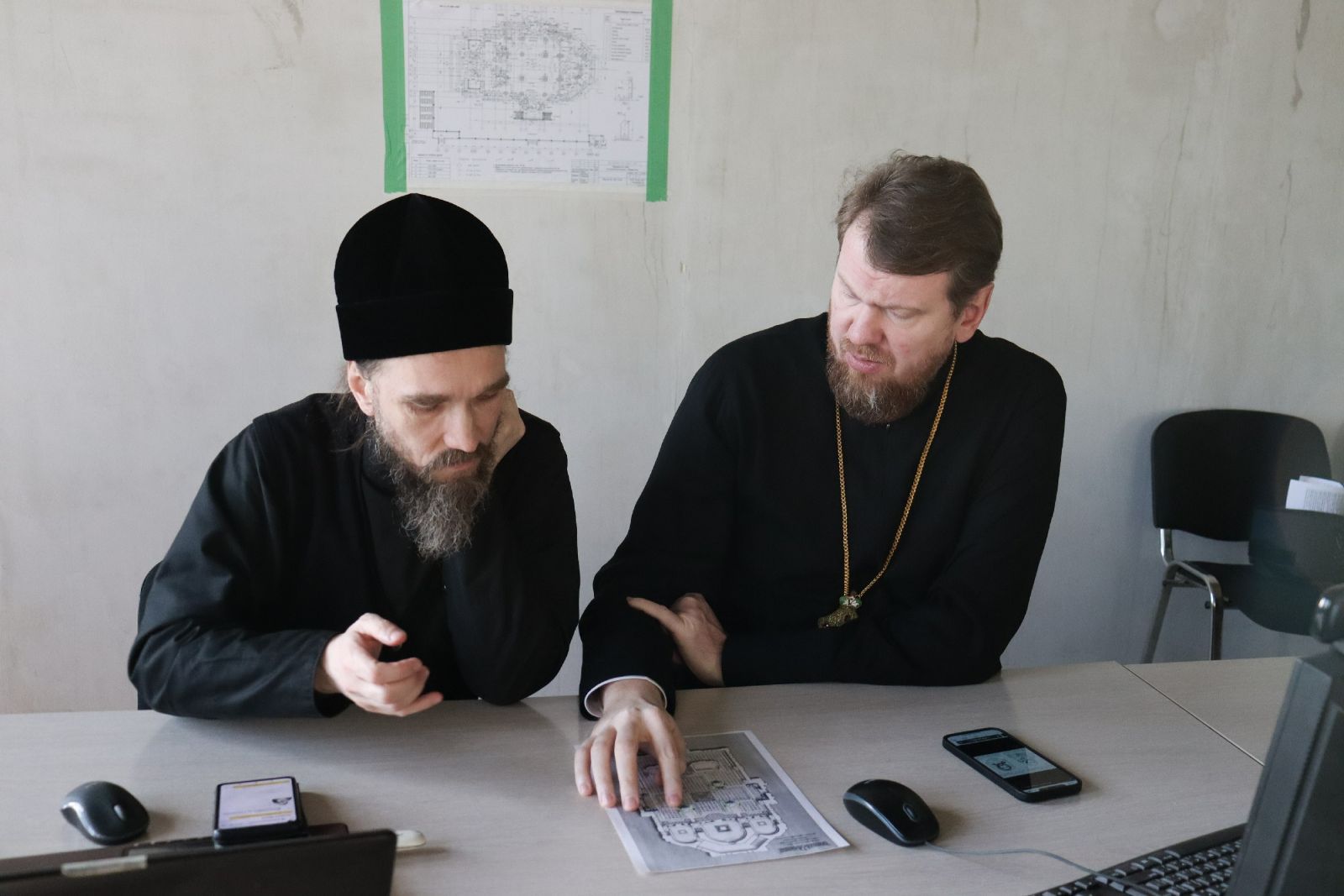 Глава Приморской митрополии принял участие в видеоконференции, посвященной написанию икон для Спасо-Преображенского собора