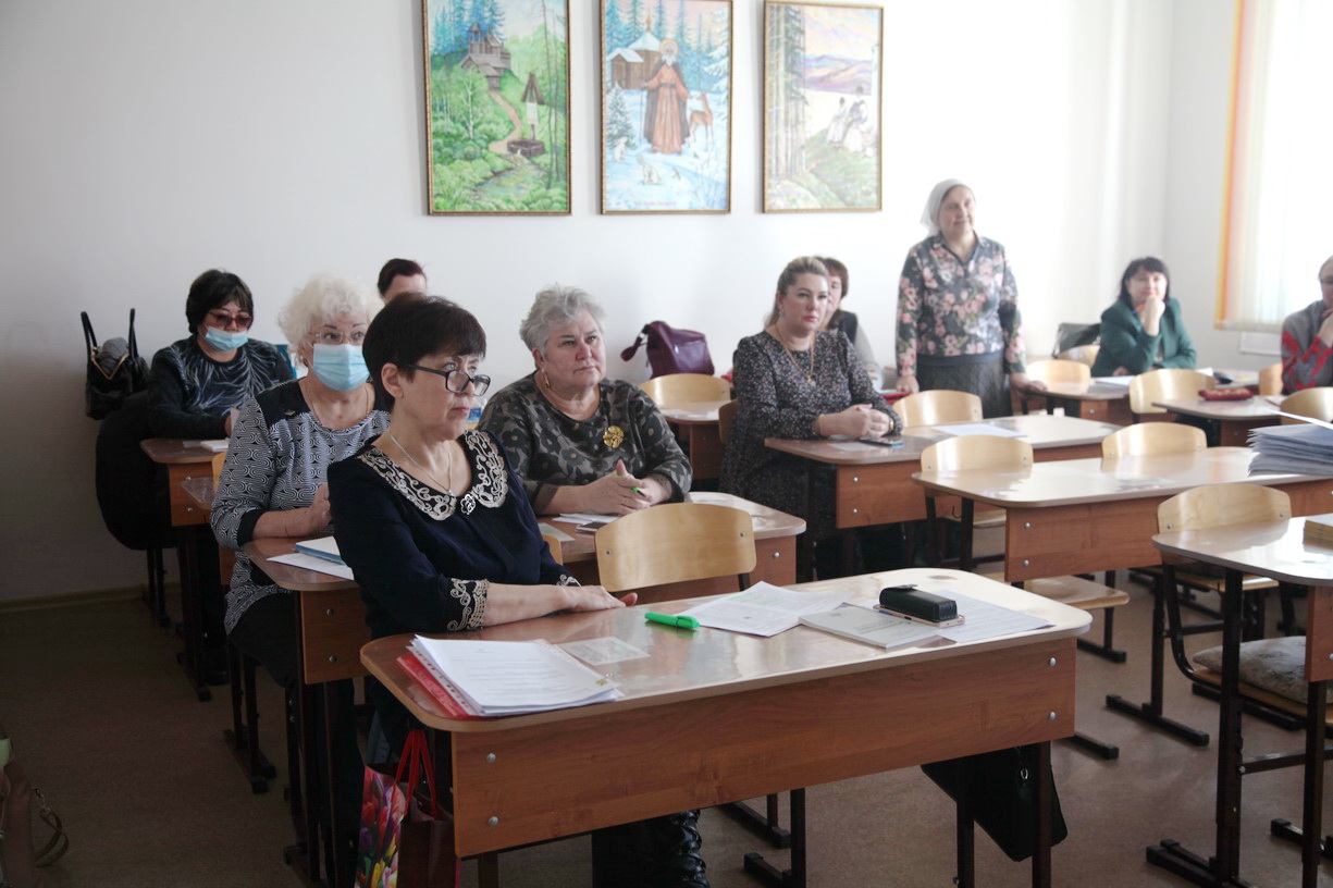 В Управлении Находкинской епархии состоялось заседание преподавателей модуля ОРКиСЭ г.Находки.