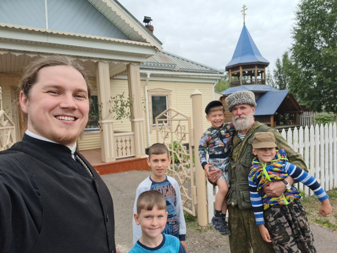 Поездка в Иоанно-Предтеченский скит Арсеньевской епархии с учащимися начальных классов казачьей направленности (+ Фото)