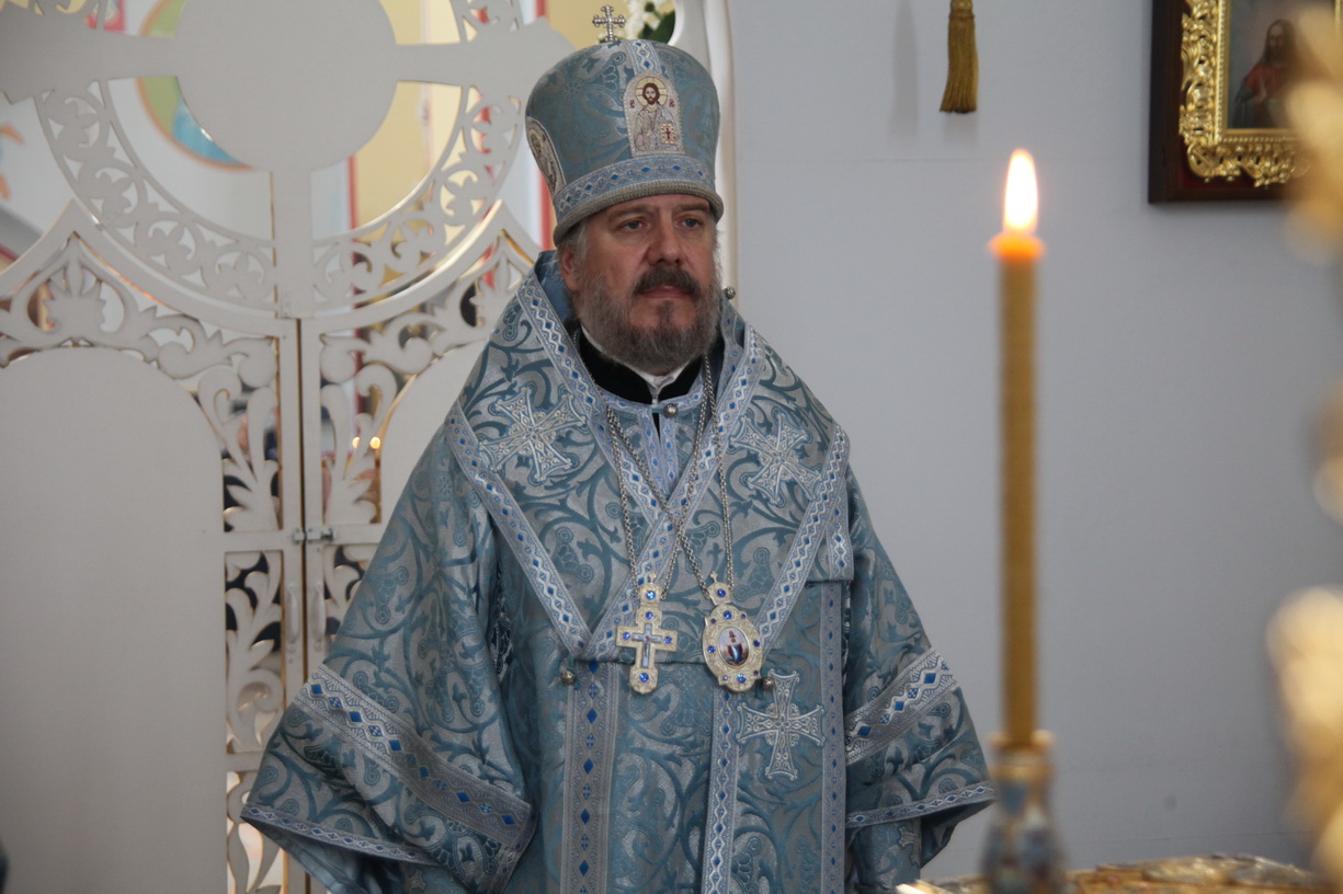 20.07.2019г.В канун празднования Казанской иконы Божией Матери епископ Николай возглавили всенощное бдение в Казанском соборе г. Находки