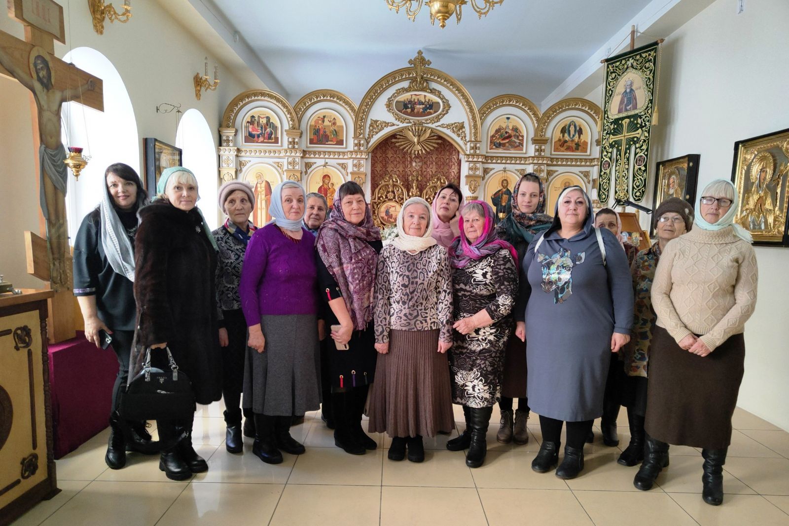 Прихожане храмов Уссурийского благочиния Владивостокской епархии совершили поездку во Владивосток