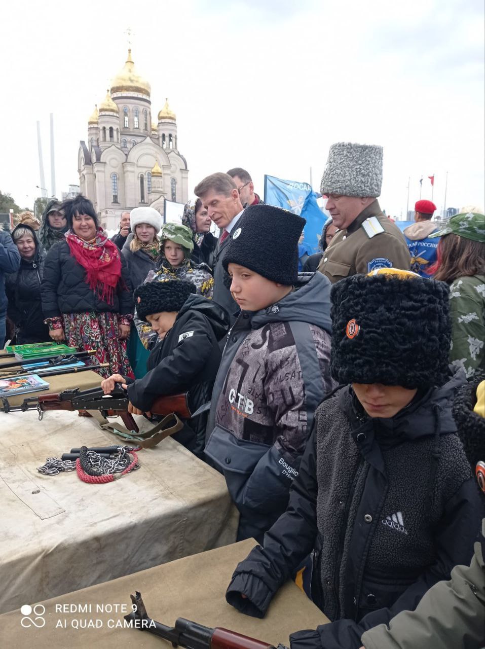 Классы казачьей направленности приняли участие в праздничном мероприятии, посвященном 85-летию Приморского края (+ Фото)