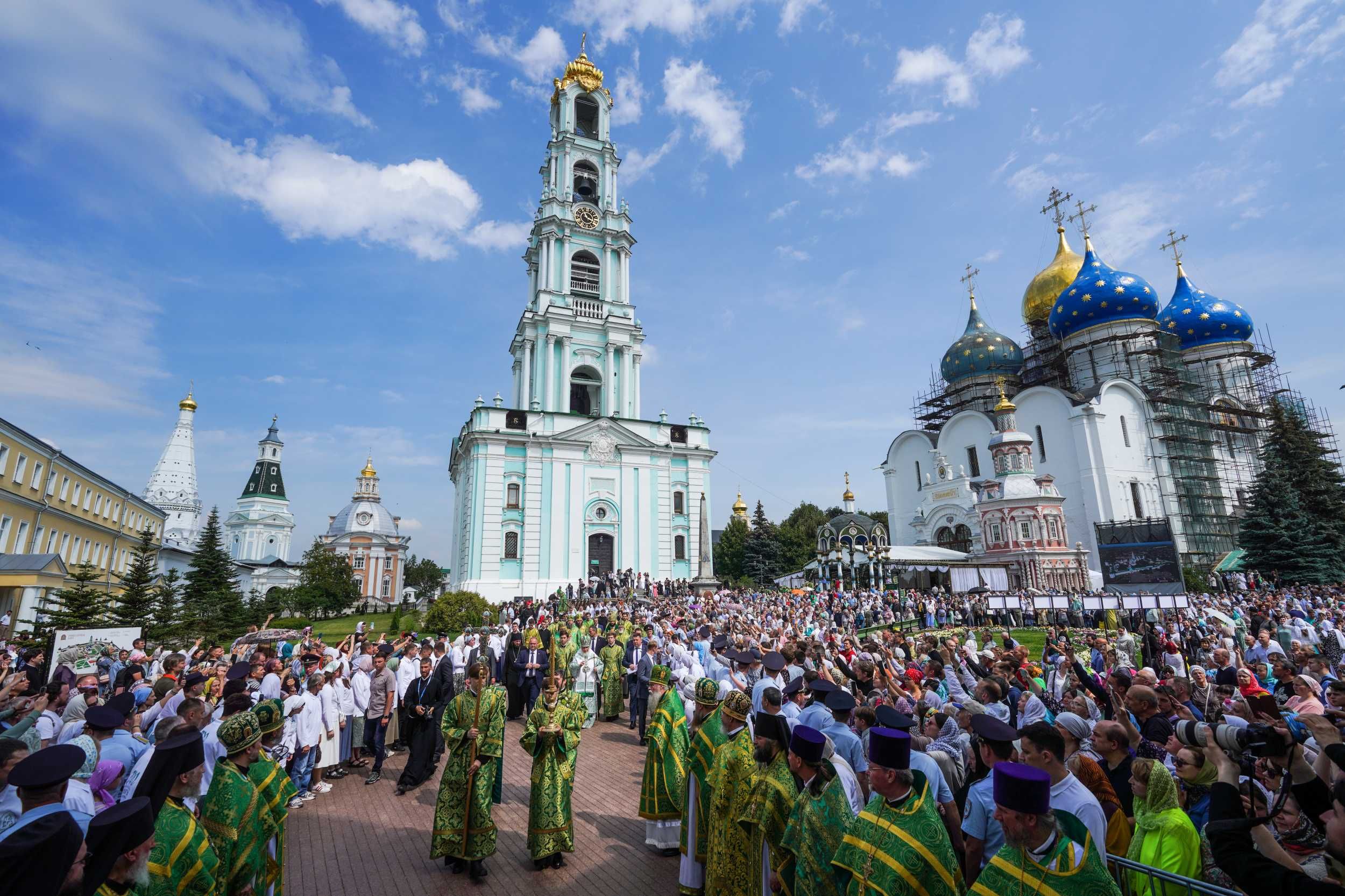 В день памяти преподобного Сергия Радонежского архипастыри Приморской митрополии сослужили Предстоятелю Русской Церкви за Литургией в Троице-Сергиевой лавре