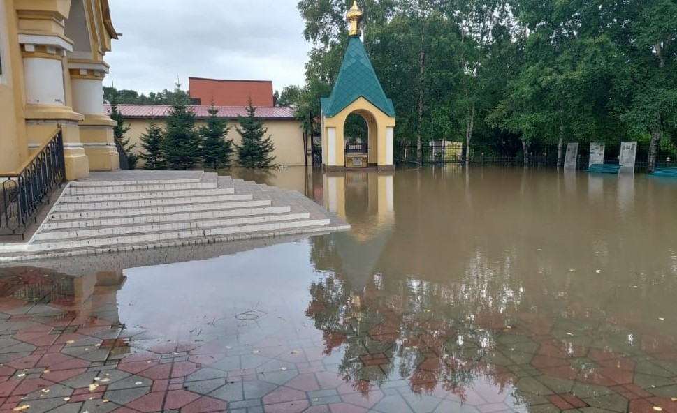 Под председательством митрополита Владимира создан епархиальный оперштаб для оказания помощи пострадавшим от паводков