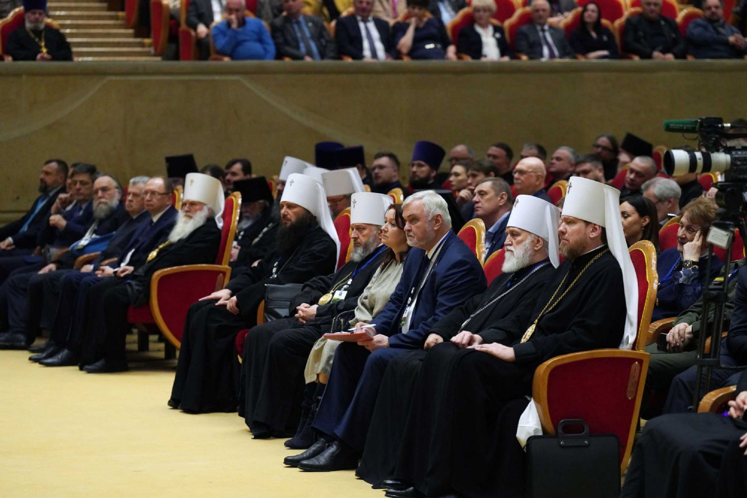 Митрополит Владимир принял участие во внеочередном соборном съезде Всемирного русского народного собора.
