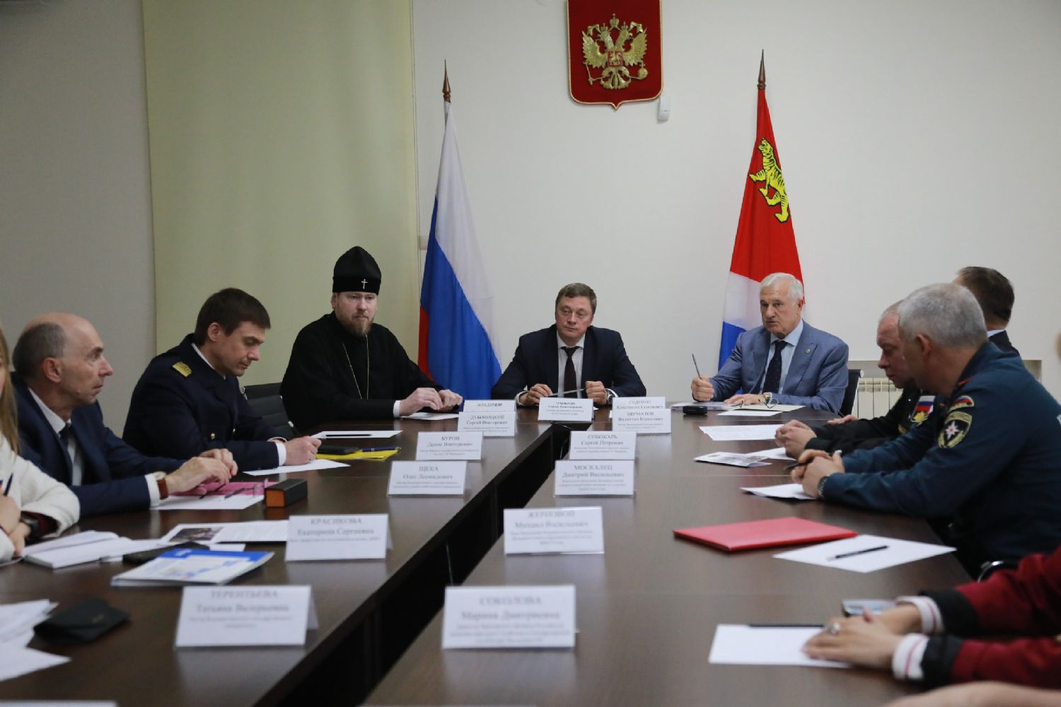 Митрополит Владимир принял участие в рабочем совещании в аппарате Полномочного представителя Президента Российской Федерации в ДФО
