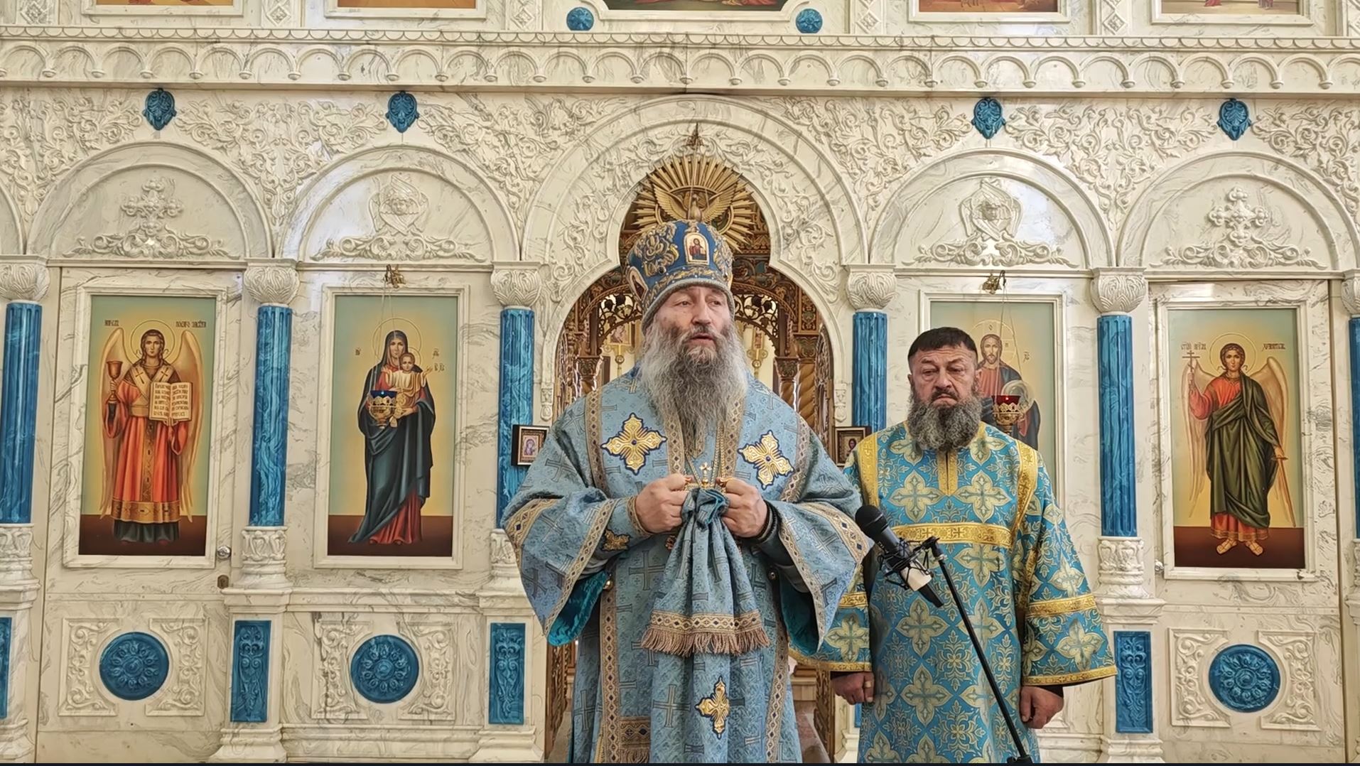 В день памяти праведных Богоотец Иоакима и Анны епископ Гурий совершил Божественную Литургию в Благовещенском соборе Арсеньева (+ Фото + Видео)