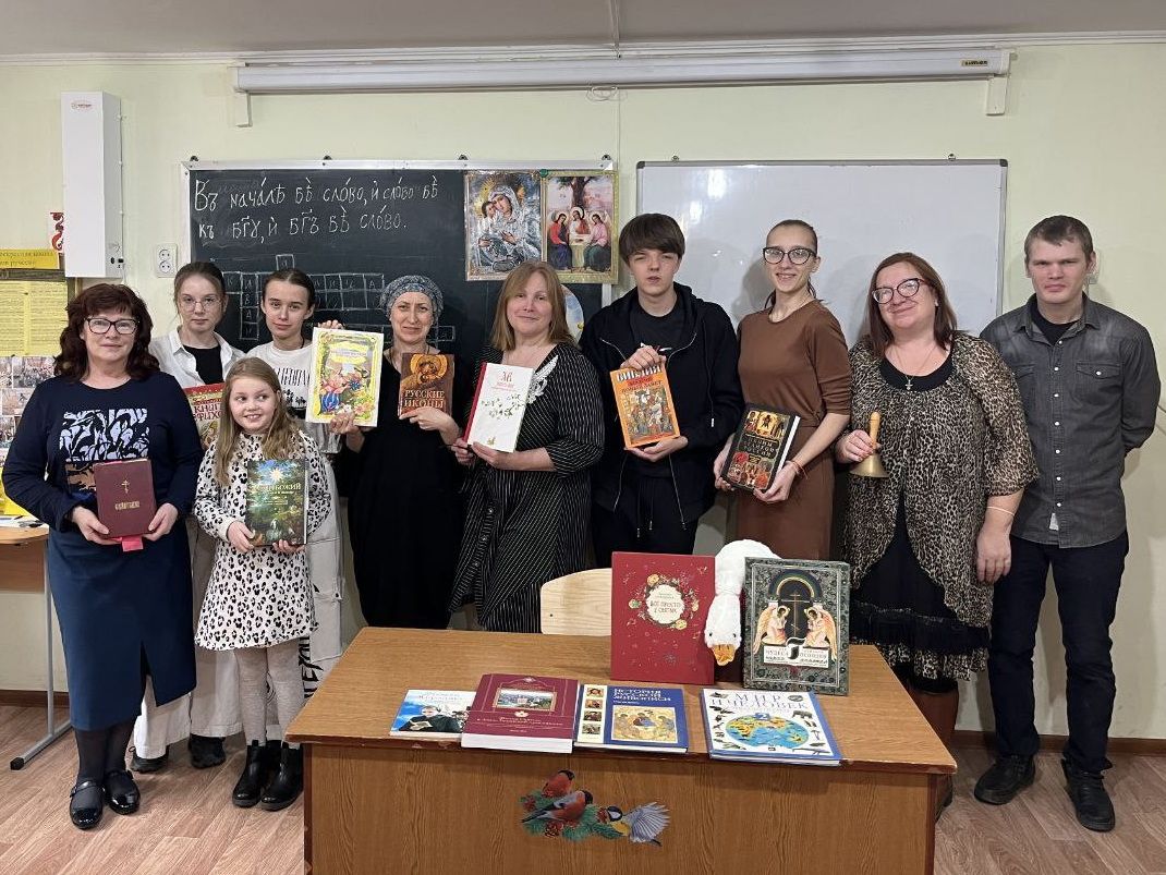 В Епархиальной воскресной школе «Серафимов ручеек» прошли уроки, посвященные Дню православной книги