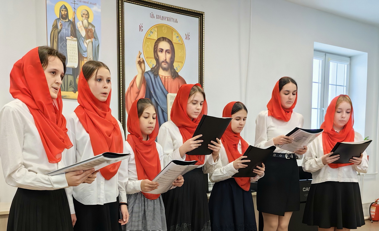 В Духовно-просветительском центре Находкинской епархии состоялся пасхальный утренник.