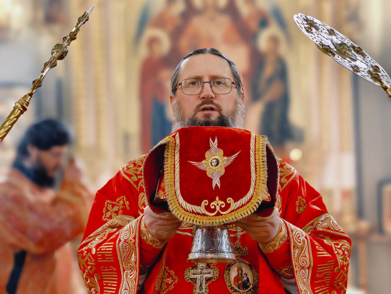 Правящий архиерей совершил богослужение в Покровском храме Владивостока