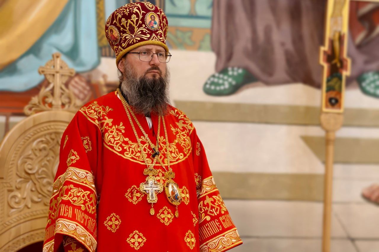 Литургию в Неделю о слепом митрополит Павел совершил в главном храме Приморья