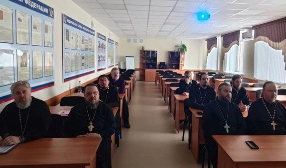 Клирик Владивостокской епархии стал слушателем онлайн-семинара председателя Синодального отдела по тюремному служению