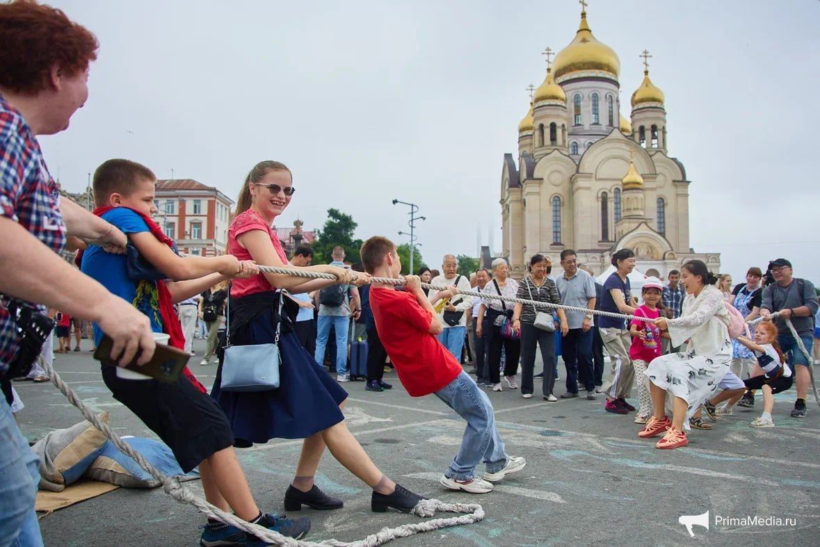 О праздновании Дня Рыбака во Владивостоке рассказали региональные СМИ и информационные медиа