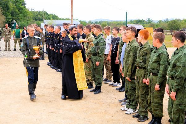 Протоиерей Андрей Машанов благословил участников спартакиады «Казачий сполох»