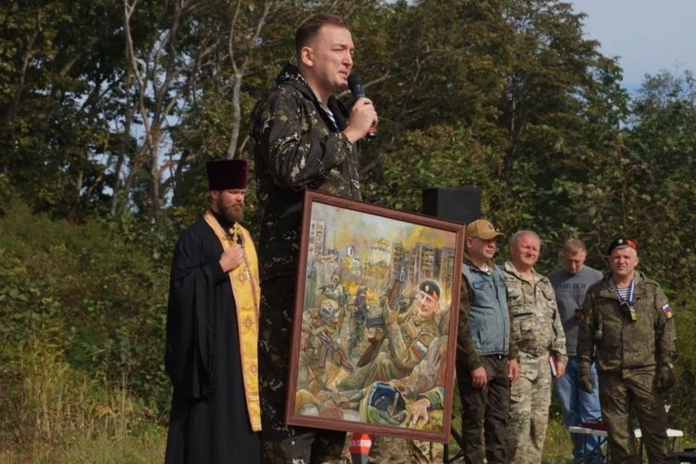 Иерей Даниил Есаков благословил участников мероприятия «День на передовой»