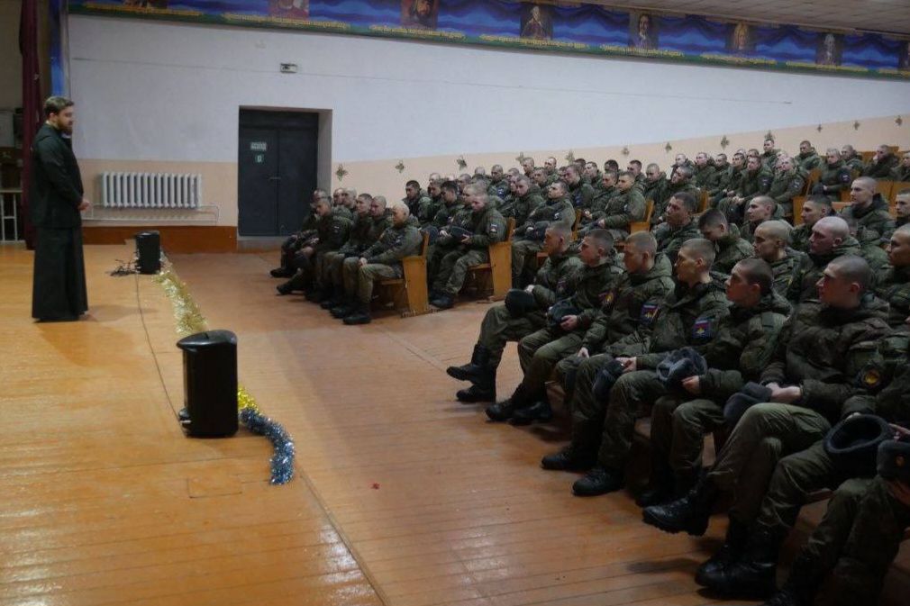 Иерей Михаил Стуков освятил купель для бойцов 83-й десантно-штурмовой бригады