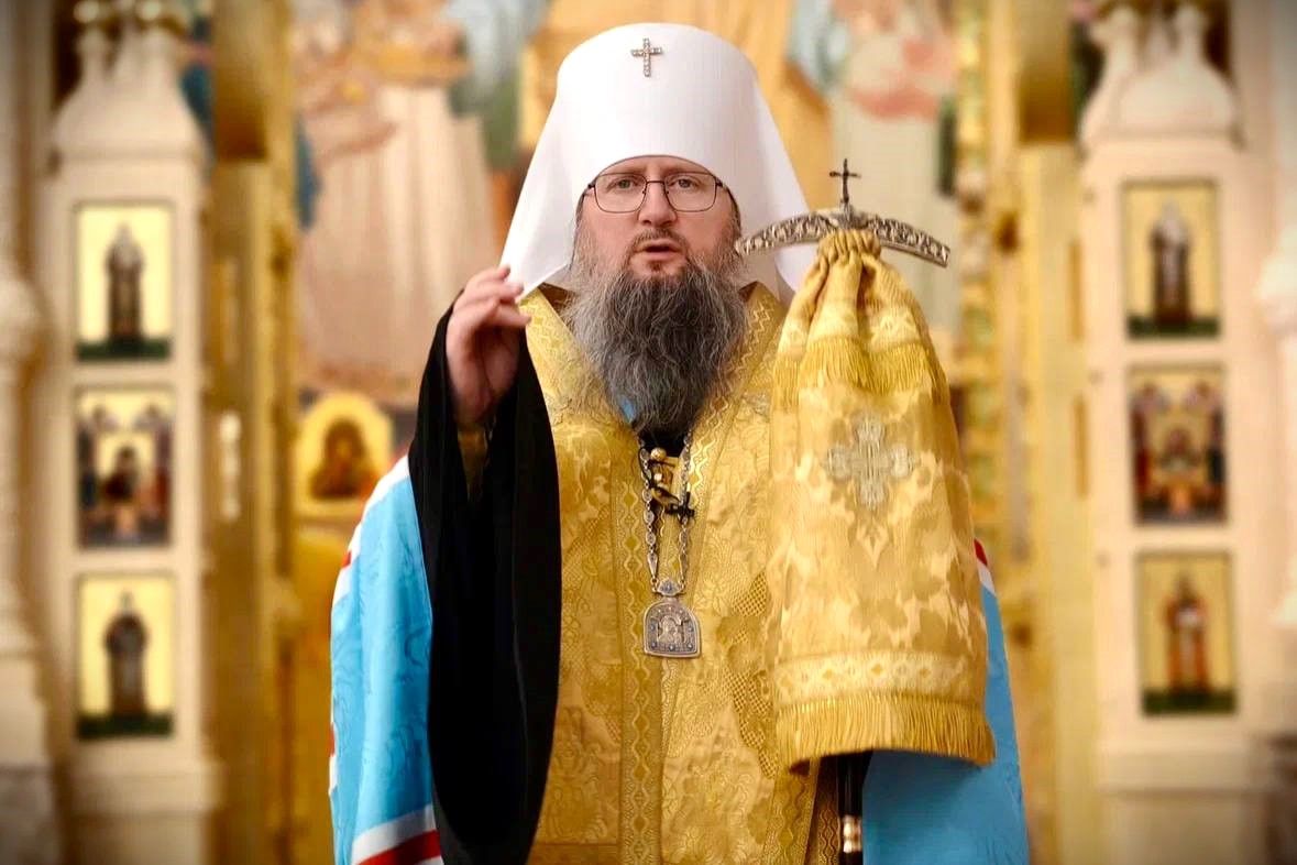 Правящий архиерей возглавил всенощное бдение в главном храме Приморья 