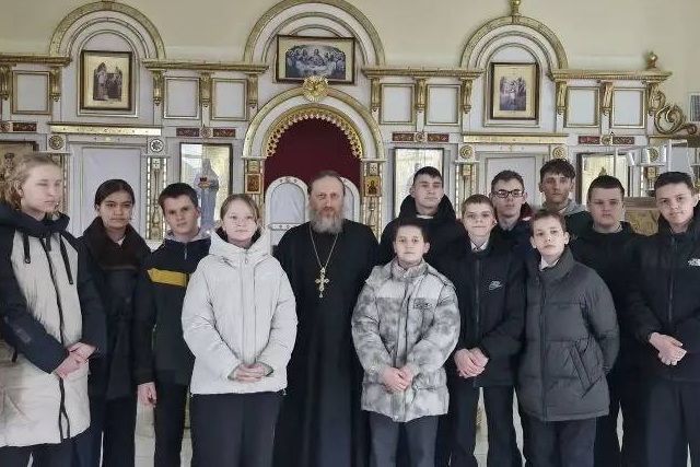 Воспитанники коррекционной школы-интерната I вида посетили храм Новомучеников и исповедников Церкви Русской