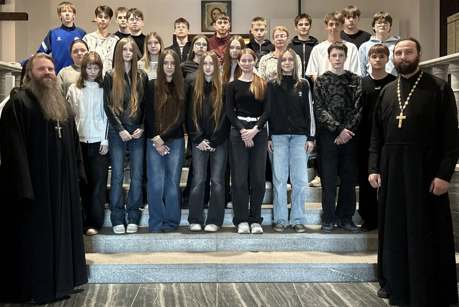 Духовные наставления для юных жителей города: встреча школьников с духовенством епархии в Спасо-Преображенском соборе