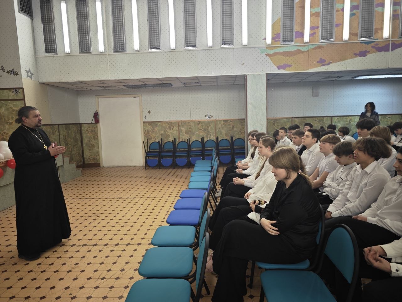 Во Врангеле прошла встреча со школьниками в рамках проекта «Помним историю, сохраняем традиции».