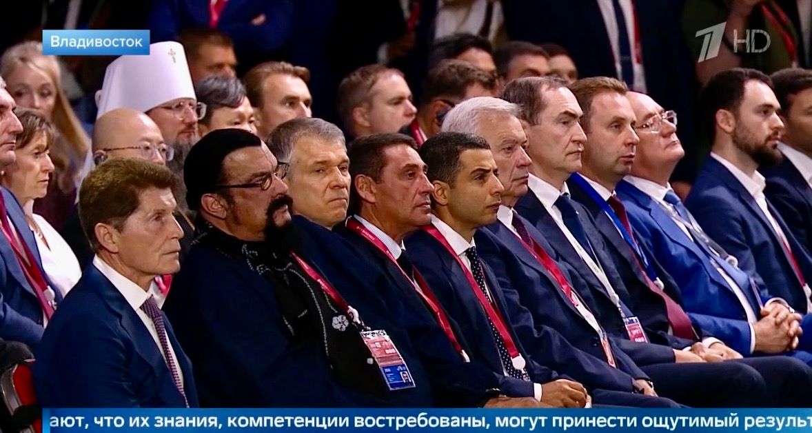 Митрополит Павел стал участником пленарного заседания ВЭФ с участием Президента России
